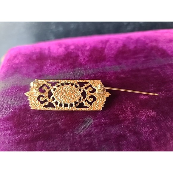 Vintage Porcelain Floral Filigree Gold Tone Brooch - Picture 8 of 10